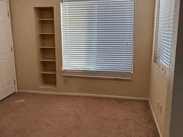 1800 W Elliot Rd #134 — Photo 3