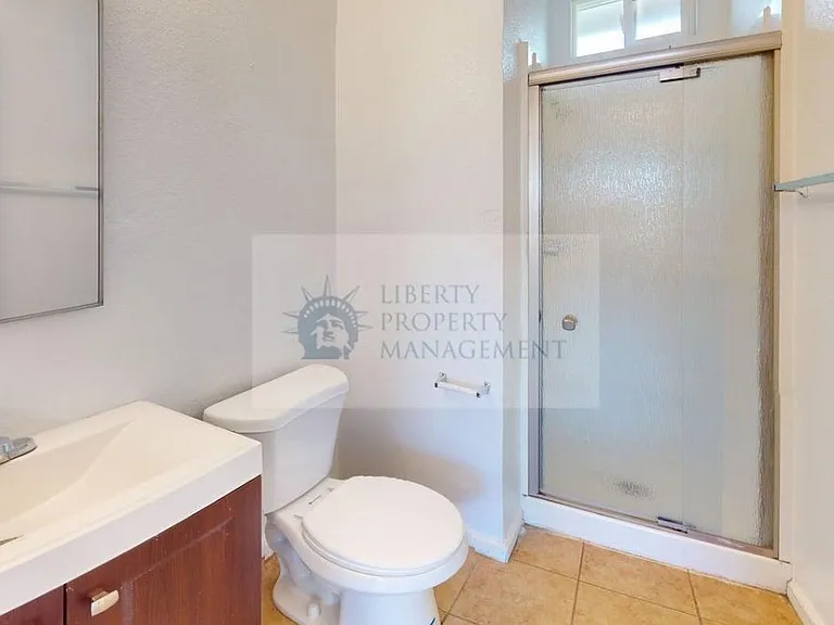 953 W Yosemite Ave #12 — Photo 6