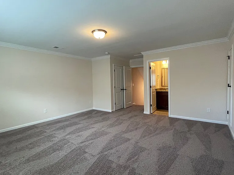 303 Starling Ave — Photo 31
