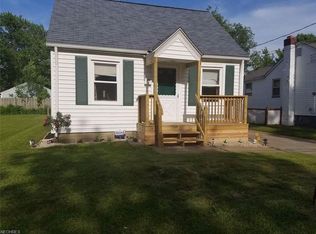 1529 Nichols St, Lorain, OH 44053