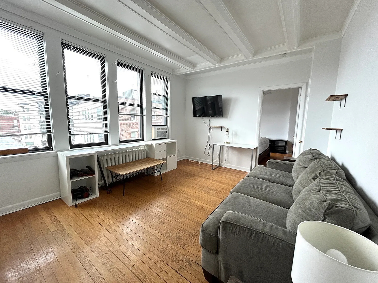 1 bed, 440 sqft, $2,000 — Photo 4