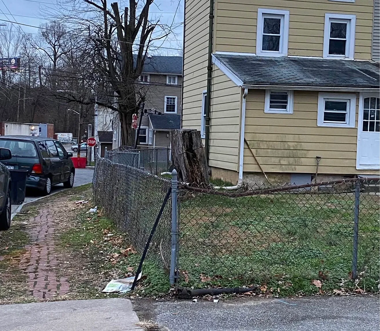 3 bed, 1048 sqft, $1,450 — Photo 3