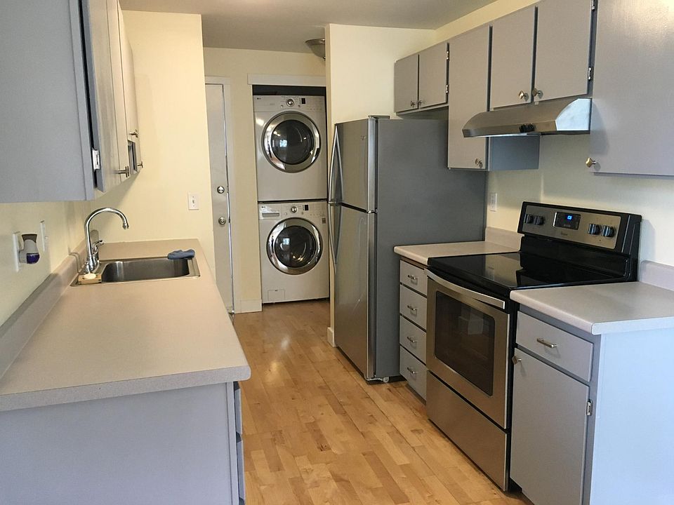 Kitchen and appliances