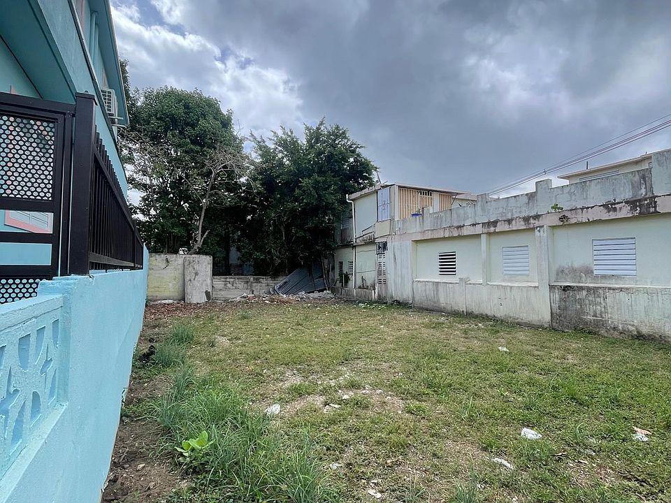 1st image of 129 Calle Manuel Corchado