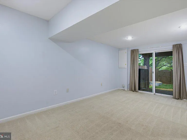 508 Palmspring Dr — Photo 17