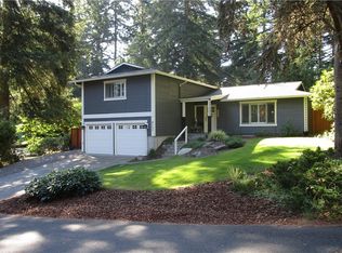 9057 Ridgeview Cir W, University Place, WA 98466