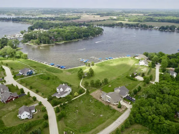 40501 N Elime Rd, Antioch, IL 60002