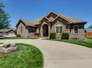 891 Dustin Ln, Nixa, MO 65714