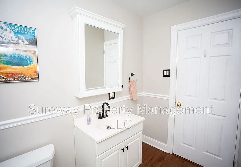 20 Coates St — Photo 37