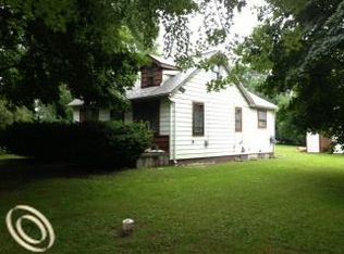 10739 Birch St, Taylor, MI 48180