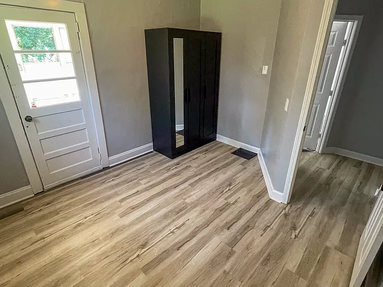 8316 Highland Ave — Photo 16