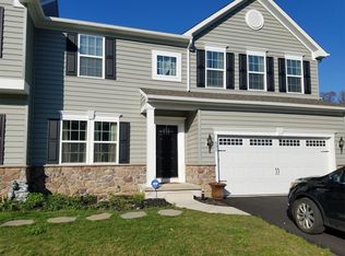 602 N General Knyphausen Ct, Newark, DE 19702