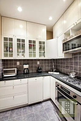 Sold by Halstead Real Estate | media 2