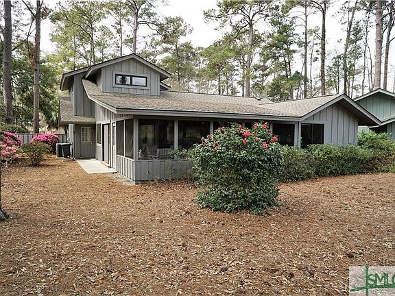 Back of 36 Village Green