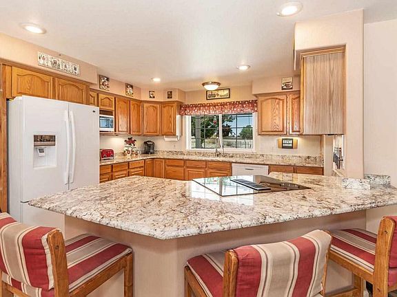 4th image of 105 Jugs Cir
