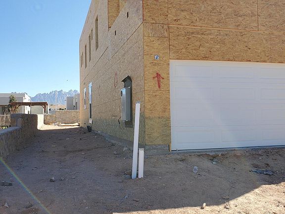 3rd image of 2540 Prado Del Sol Ave