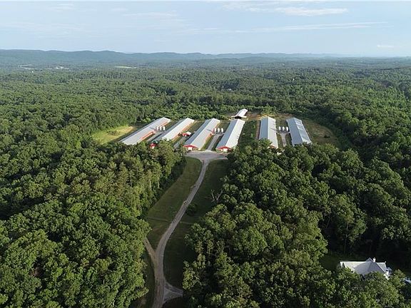 3rd image of 876 Wood Station Rd