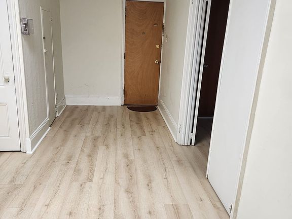 Entry space, room 1 to right .. closet left door __