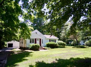 611 Randall Rd, Muskegon, MI 49441