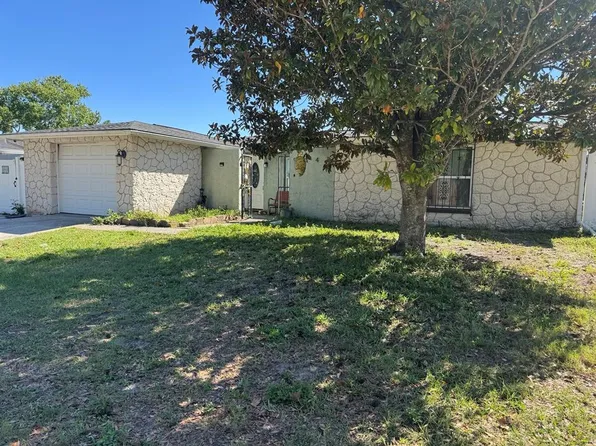 9040 Crabtree Ln, Port Richey, FL 34668