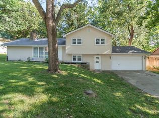 611 NE 87th Ter, Kansas City, MO 64155
