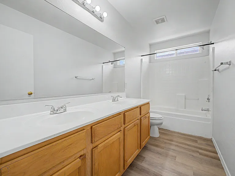 22820 W Papago St — Photo 13