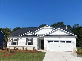 254 Defilippe Dr, Statham, GA 30666