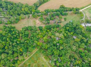 Alaska Ln, Midway, TX 75852