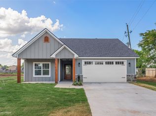 1957 Rossie Lee Dr, Bossier City, LA 71112