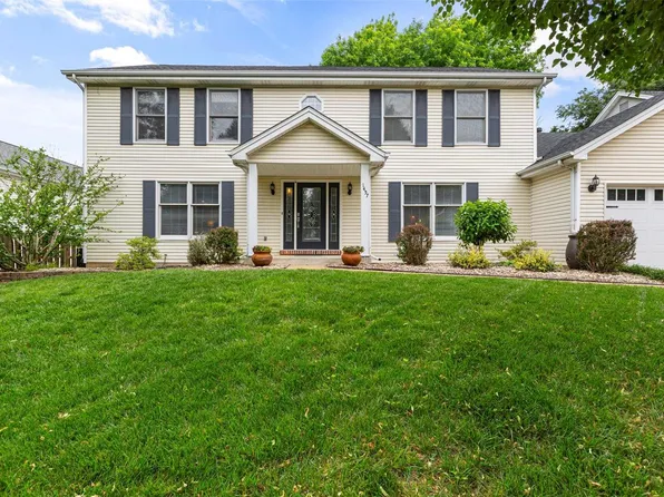 1457 Carriage Bridge Trl, Ballwin, MO 63021