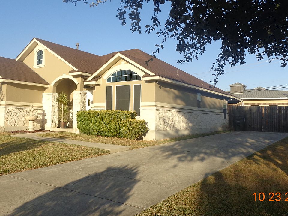 1st image of 12214 S 7TH TEE CIR