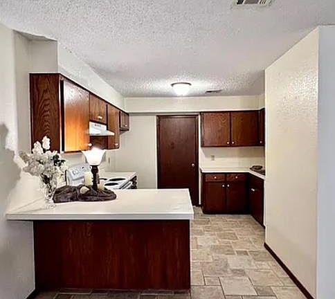 4th image of 345 SW 92nd St