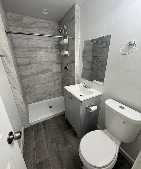 4757 S 7th Ave #3 — Photo 5