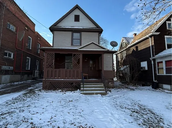 725 Monteagle St, Niagara Falls, NY 14305