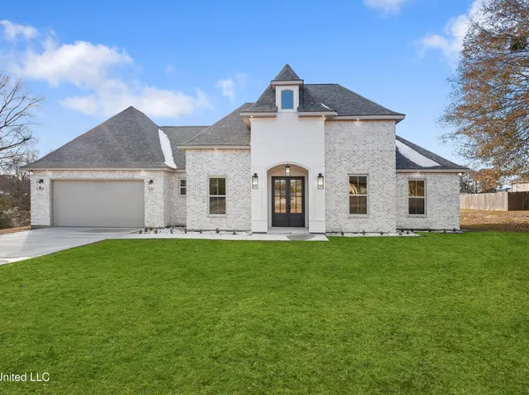 24 Post Oak Dr, Carriere, MS 39426