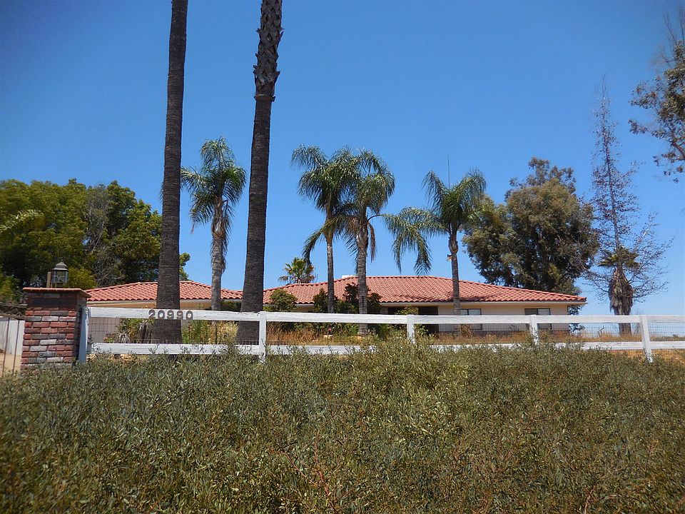1st image of 20990 Avenida Castilla