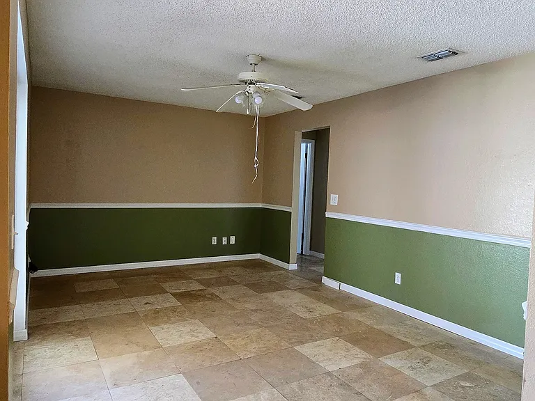 4412 Mesa Verde Dr #1 — Photo 8