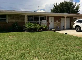 8230 NW 11th Ct, Pembroke Pines, FL 33024