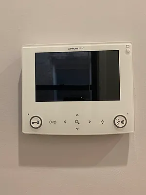 Rented by Gold Management | media 15