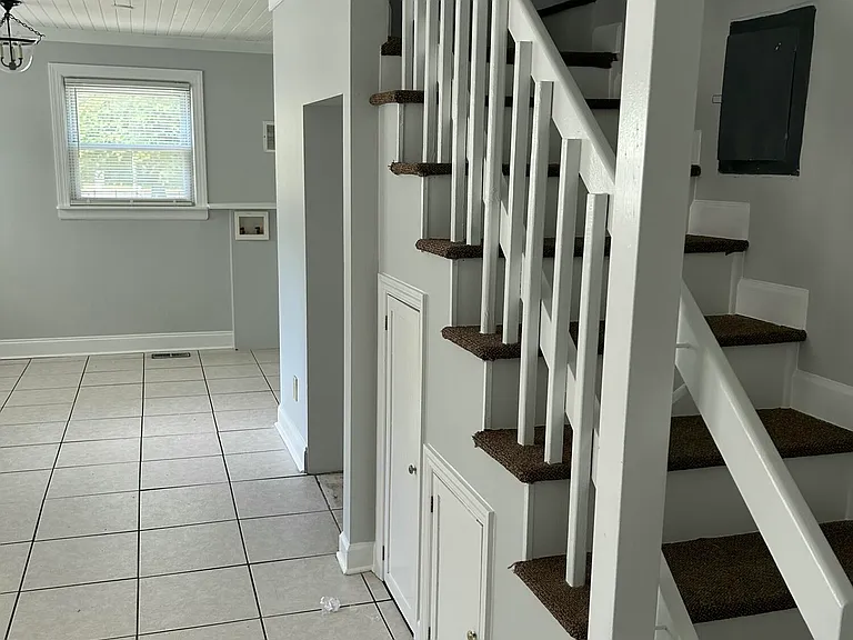 1108 Horton Rd — Photo 2