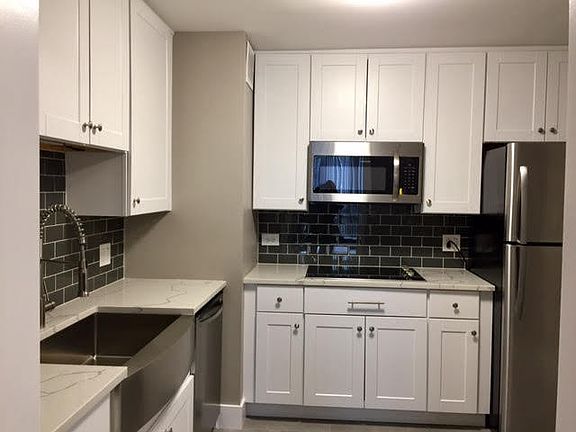 5th image of 200 N Dearborn St Unit 2905