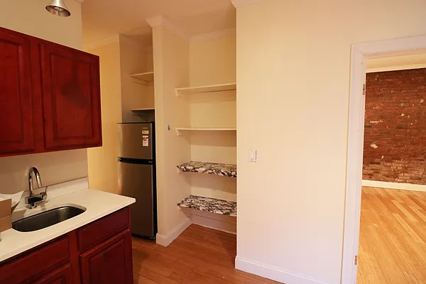 Rented by Nooklyn NYC LLC | media 20