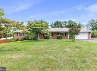 24425 Hanson Rd, Gaithersburg, MD 20882