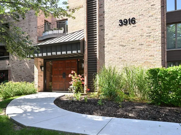 3916 North Oakland AVENUE #226, Shorewood, WI 53211