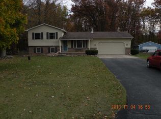 2729 Reynolds Cir, Columbiaville, MI 48421