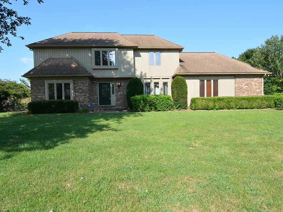1st image of 815 Brookshire Dr
