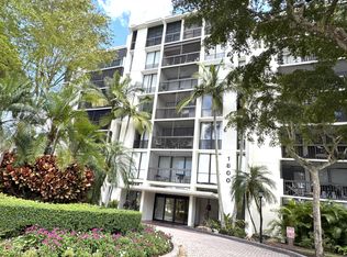 1864 Bridgewood Dr, Boca Raton, FL 33434