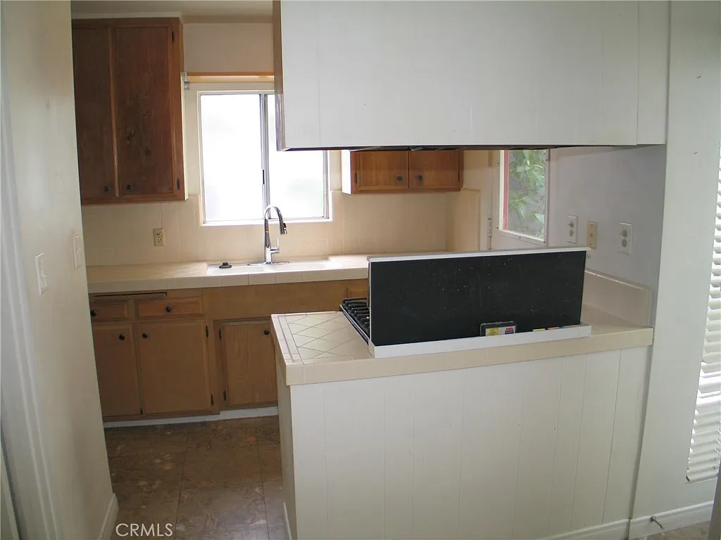 1 bed, 500 sqft, $2,995 — Photo 3