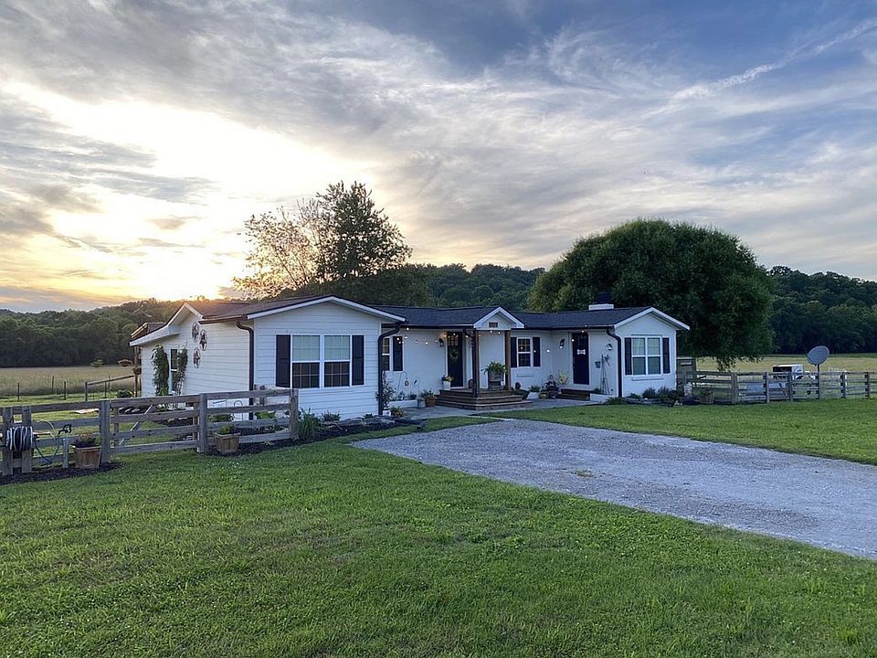 1st image of 3521 Springplace Rd