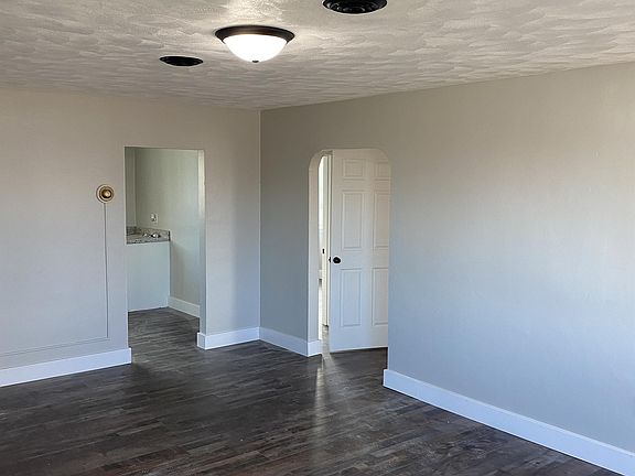 5th image of 3720 Lauder Ave